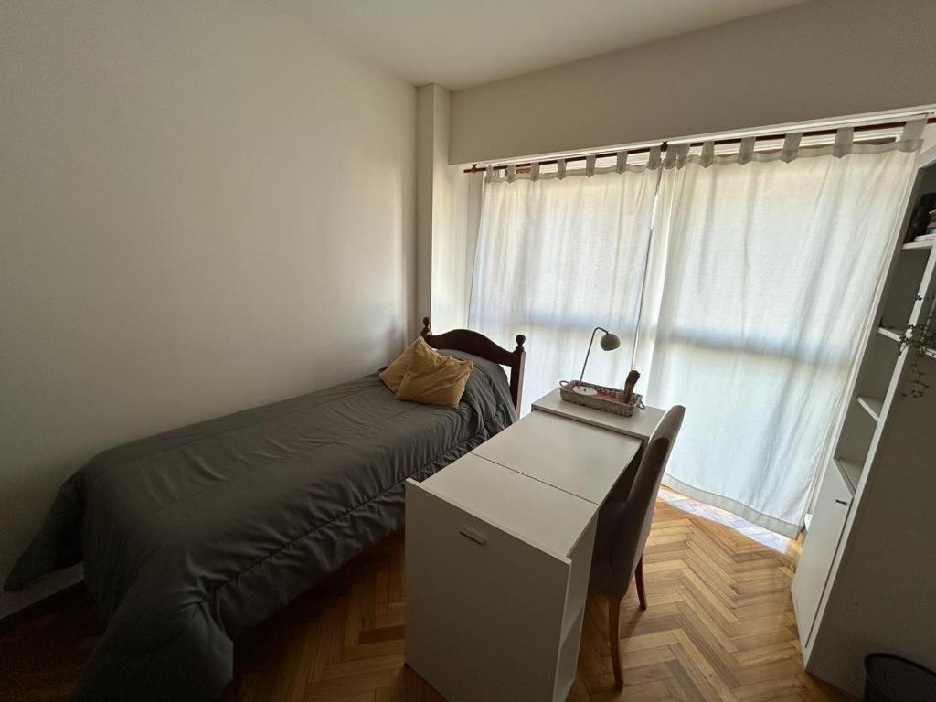 Quarto em Acomodações Particulares Hermoso Cuarto En Recoleta Cerca De Todo Buenos Aires